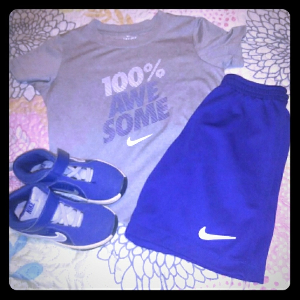 Boys Nike outfit w/ matching Nike Hi tops